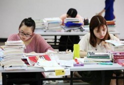 郑州爆料搬宿舍视频最新,搬宿舍视频引发热议，校园生活新篇章开启