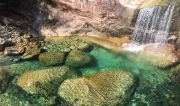 翡翠山谷在线观看,在线畅游神秘山谷的奇幻之旅