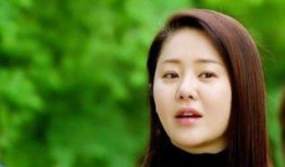 吃瓜系统文娱乐圈女主叫什么,娱乐圈女主的神秘身份大揭秘